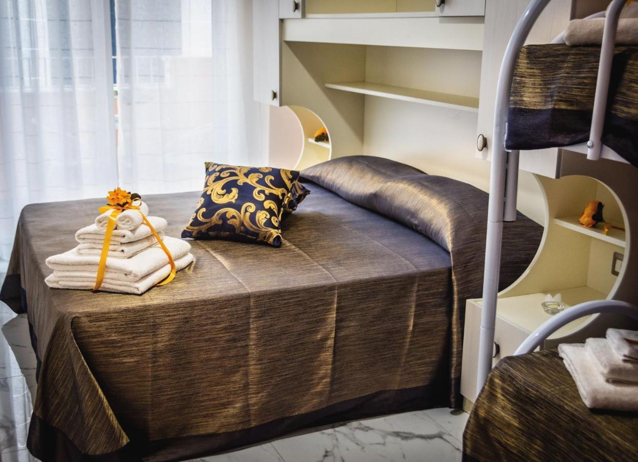 Le Colonne Bed and Breakfast Racale Buitenkant foto