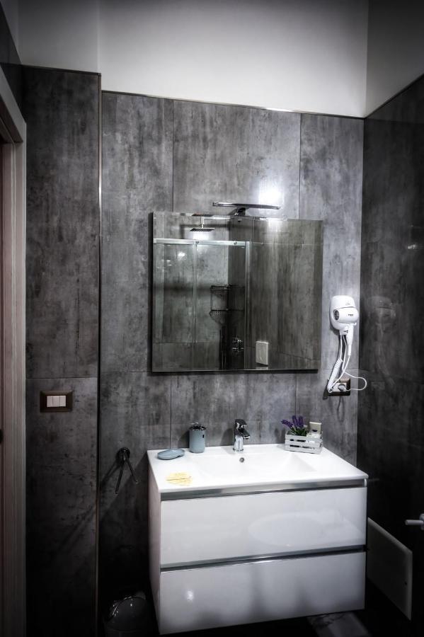 Le Colonne Bed and Breakfast Racale Buitenkant foto